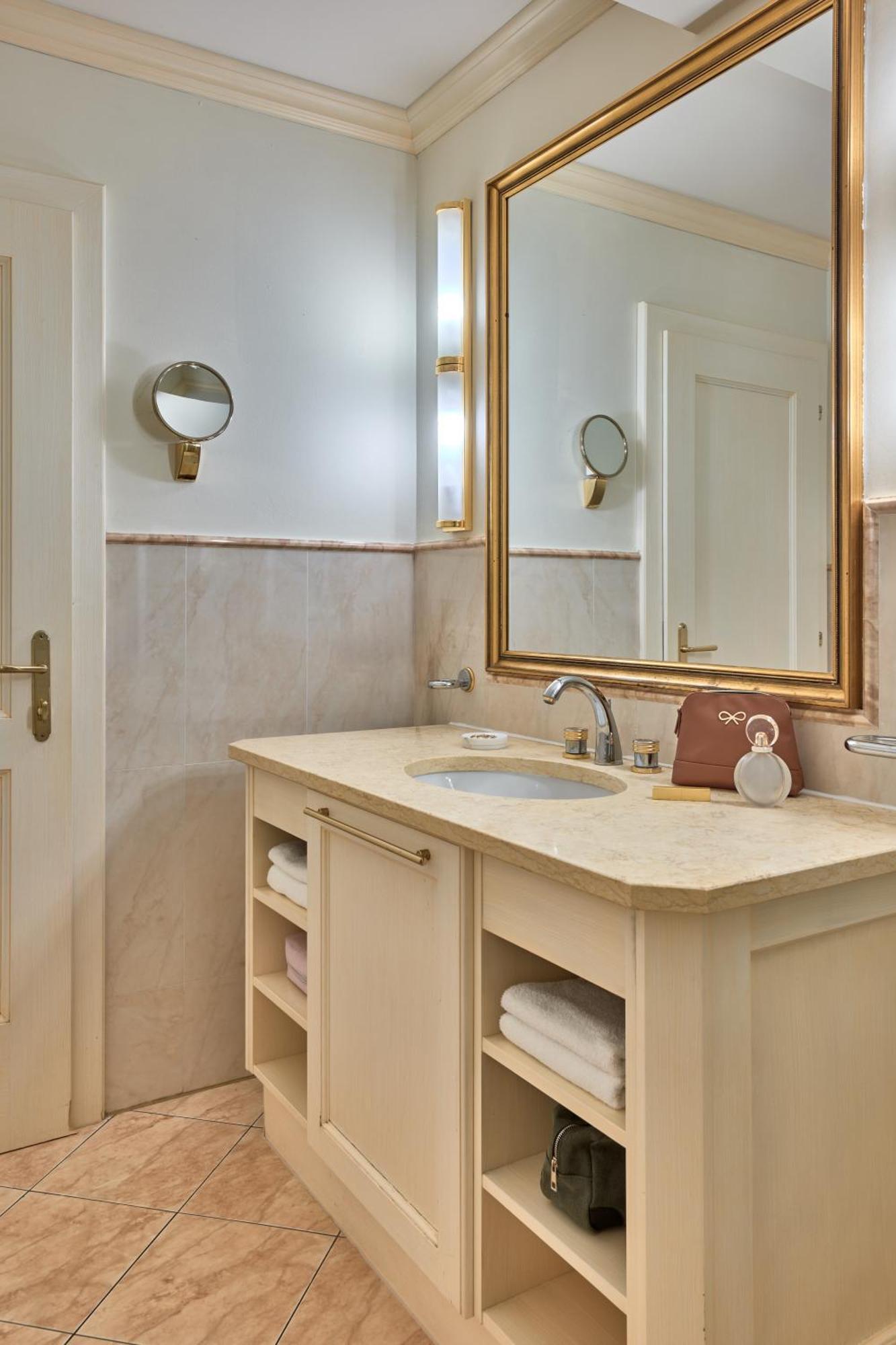 Falkensteiner Aktiv&familienhotel Cristallo 4*Katschberghöhe公司