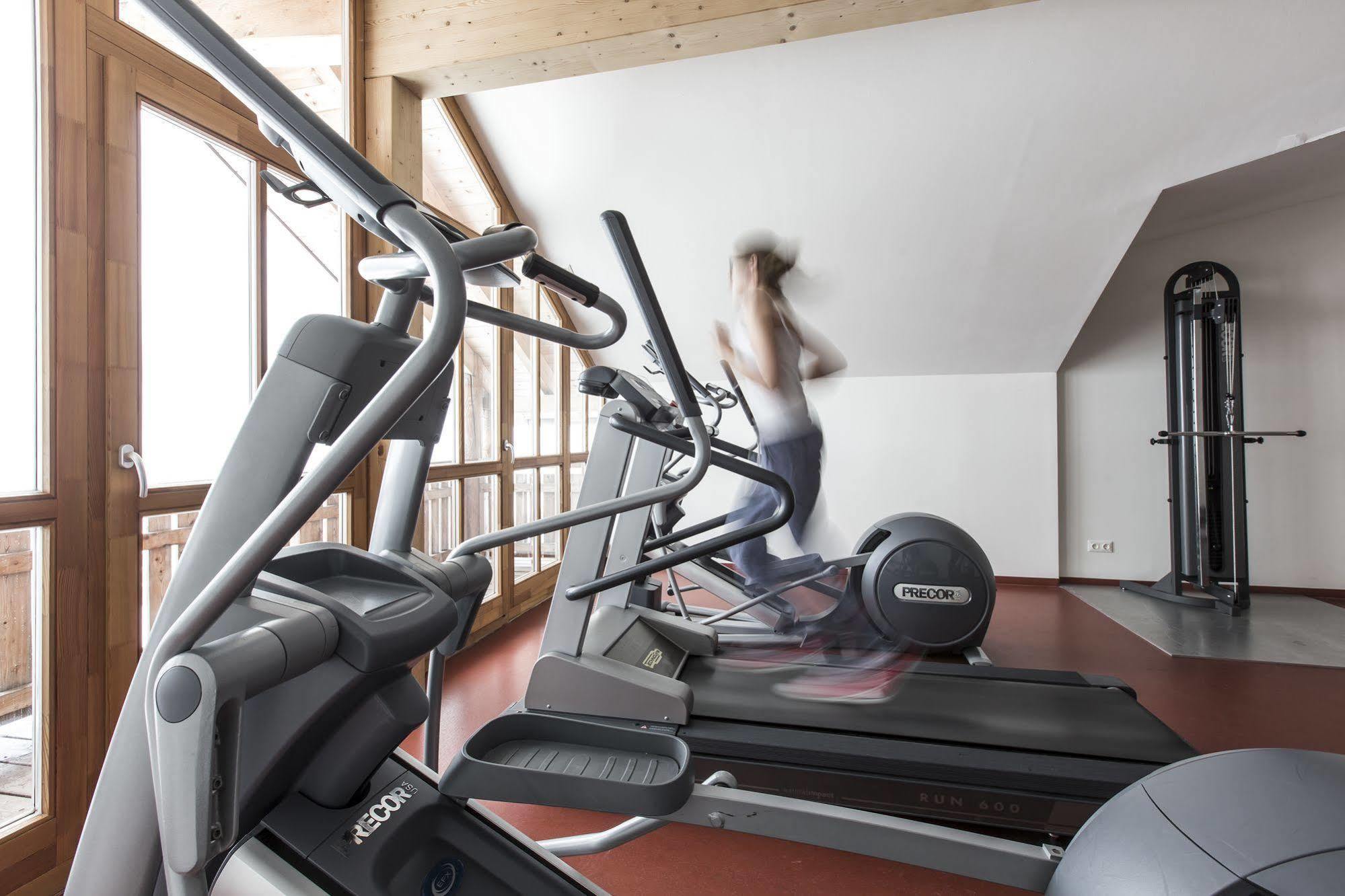 Falkensteiner Aktiv&familienhotel Cristallo公司
